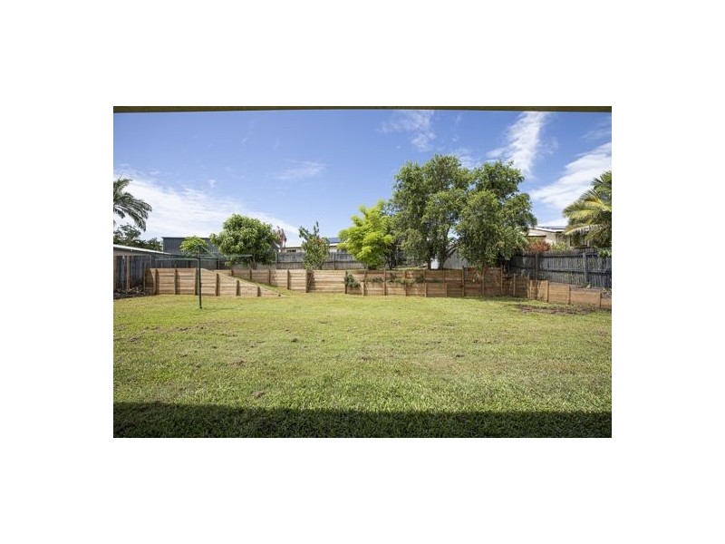 28 Barber Drive, Eimeo QLD 4740