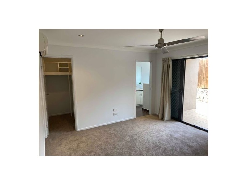 1 Hawkins Street, Bucasia QLD 4750