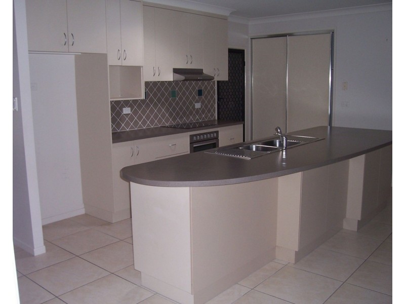 2 Bryan Street, Andergrove QLD 4740