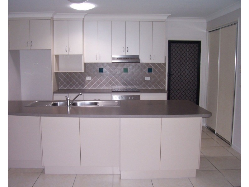 2 Bryan Street, Andergrove QLD 4740