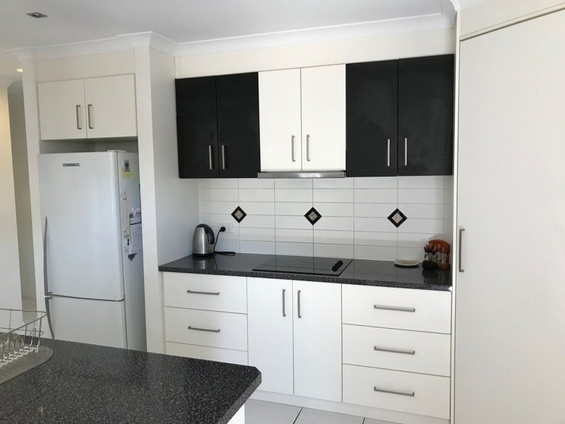 11 Malone Drive, Andergrove QLD 4740
