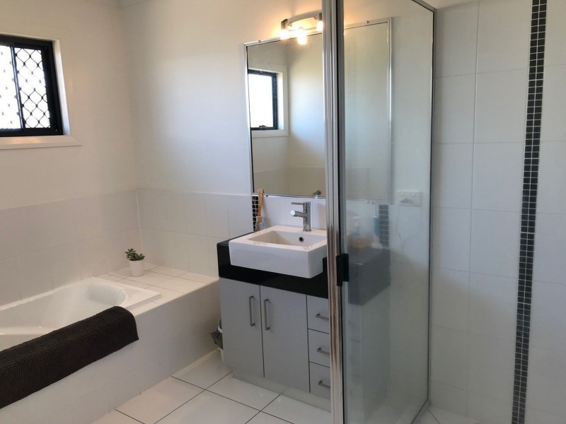11 Malone Drive, Andergrove QLD 4740