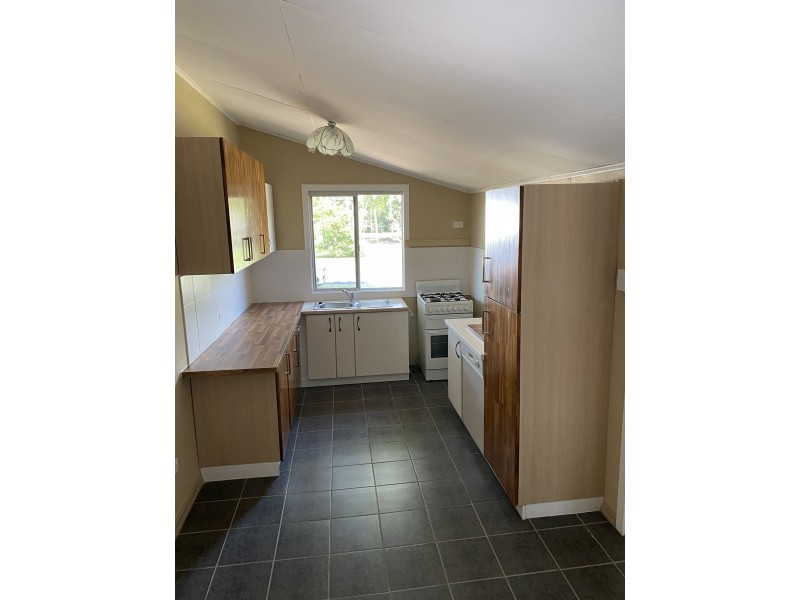 283 Slade Point Road, Slade Point QLD 4740