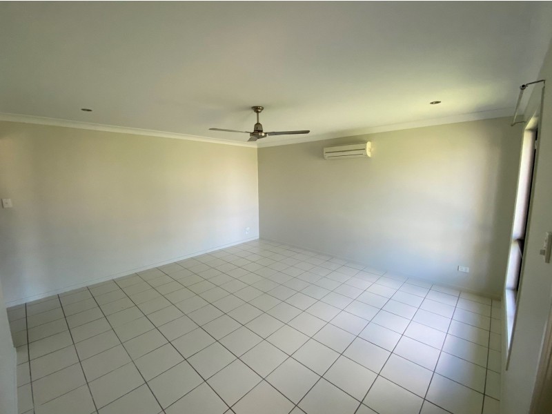 10 Botanical Dr, Ooralea QLD 4740