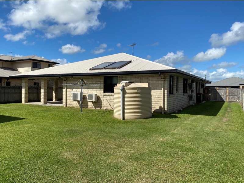 10 Botanical Dr, Ooralea QLD 4740