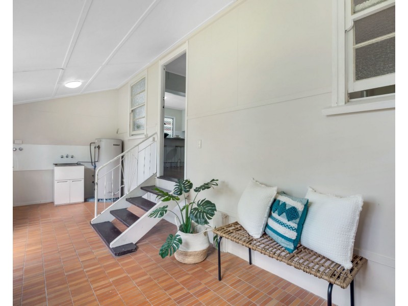 10 Schaefer Street, West Mackay QLD 4740
