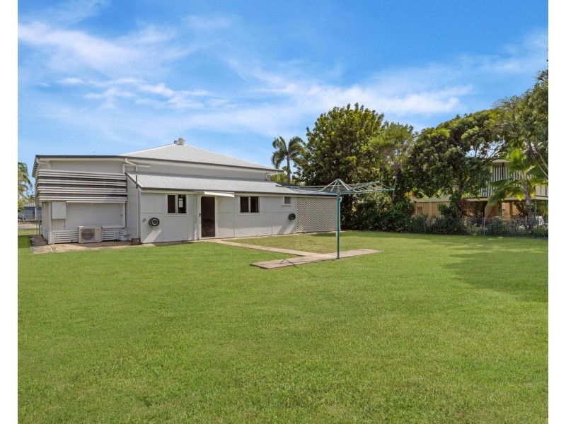 10 Schaefer Street, West Mackay QLD 4740