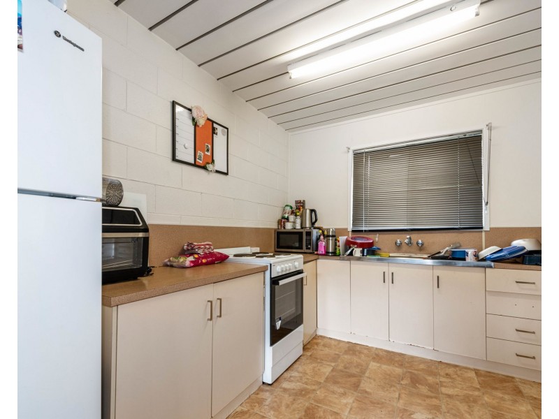 4/19 Thornber Street, North Mackay QLD 4740