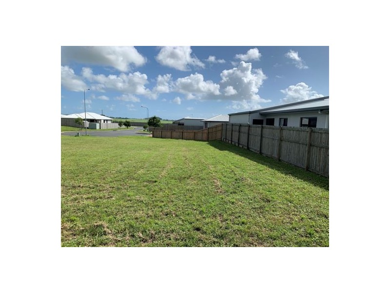 7 Bristol Court, Mount Pleasant QLD 4740
