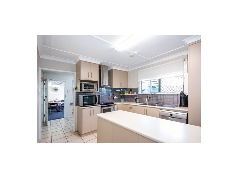 13 Peatey Street, Andergrove QLD 4740