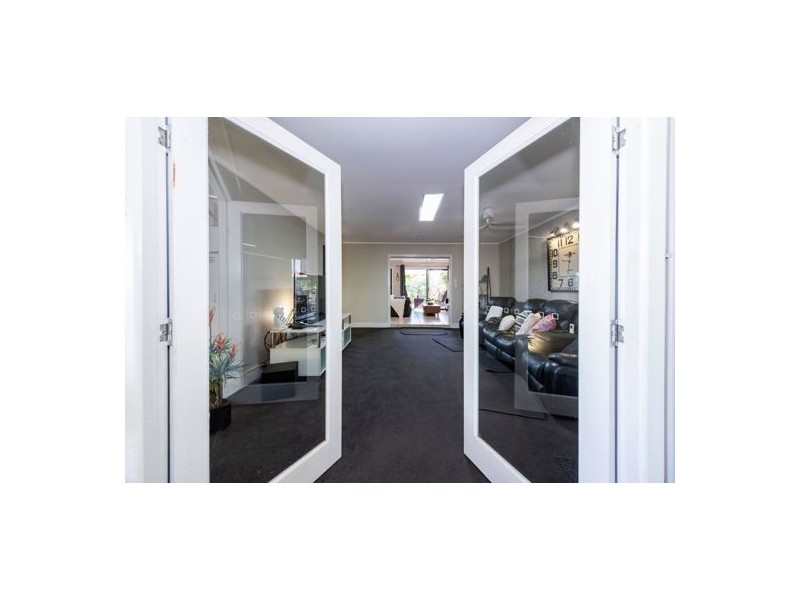 13 Peatey Street, Andergrove QLD 4740