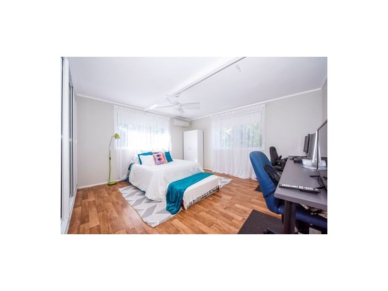 13 Peatey Street, Andergrove QLD 4740