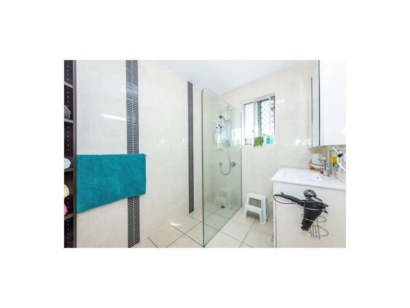 13 Peatey Street, Andergrove QLD 4740