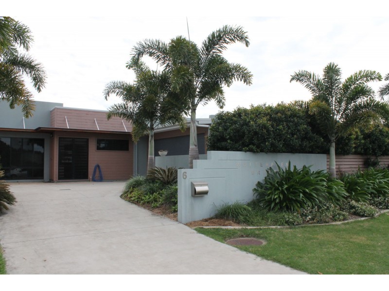 2/6 Whitehaven Drive, Blacks Beach QLD 4740