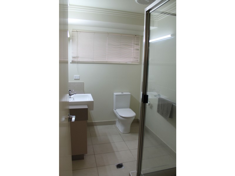 2/6 Whitehaven Drive, Blacks Beach QLD 4740