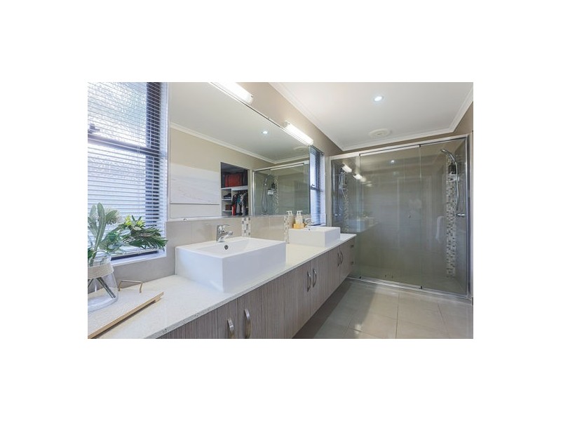 3 Oakview Street, Richmond QLD 4740