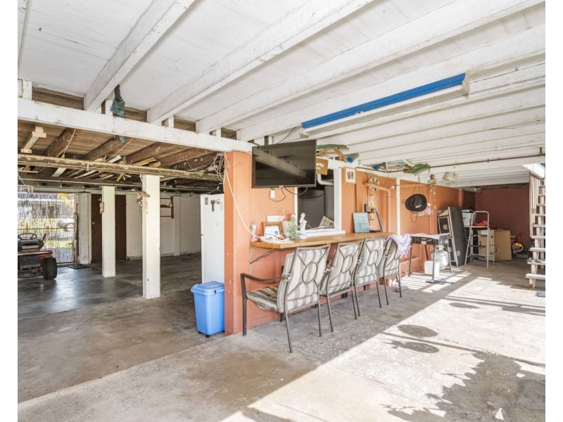 22 Edward Street, South Mackay QLD 4740