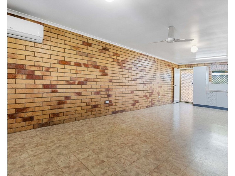 2/17 Fremont Avenue, Sarina QLD 4737