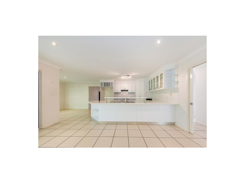 124 Dawson Boulevard, Rural View QLD 4740