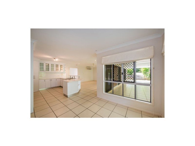124 Dawson Boulevard, Rural View QLD 4740