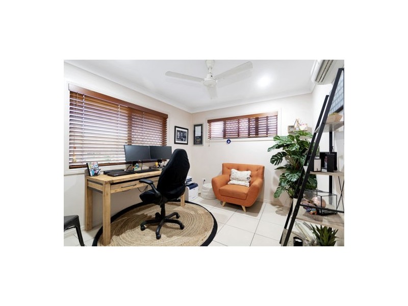 53 Hicks Road, Glenella QLD 4740