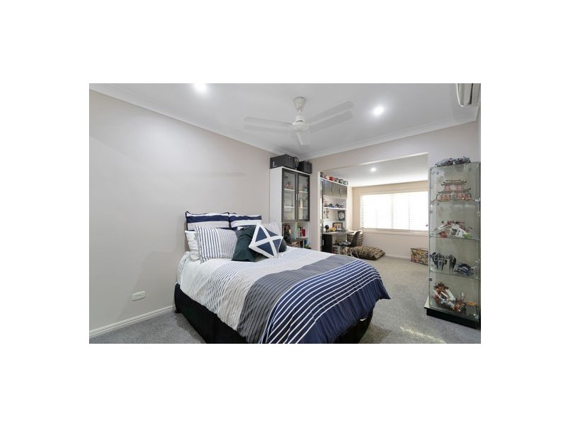 53 Hicks Road, Glenella QLD 4740