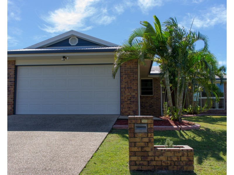 22 Centennial Drive, Glenella QLD 4740