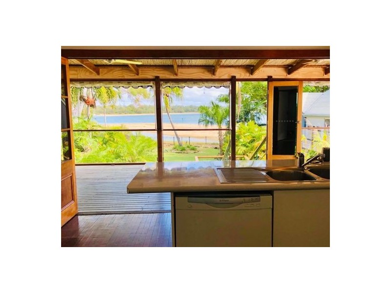 37 Mango Avenue, Eimeo QLD 4740