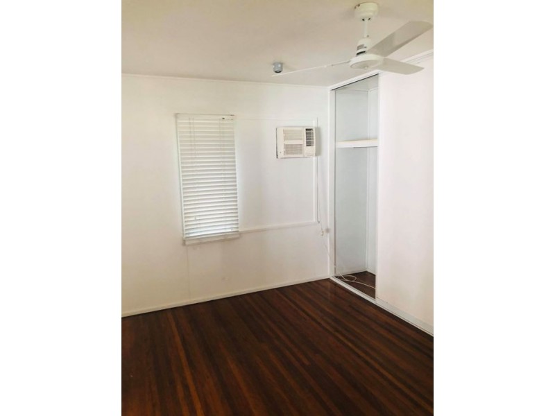 37 Mango Avenue, Eimeo QLD 4740