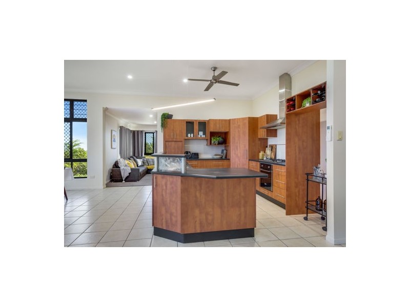 122 Ian Reddacliff Drive, The Leap QLD 4740