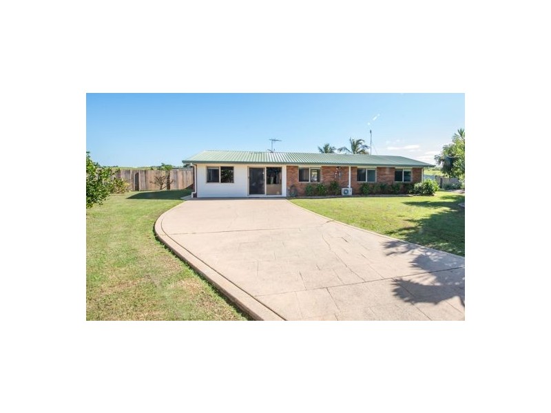 5 Thomas Mitchell Court, Rural View QLD 4740