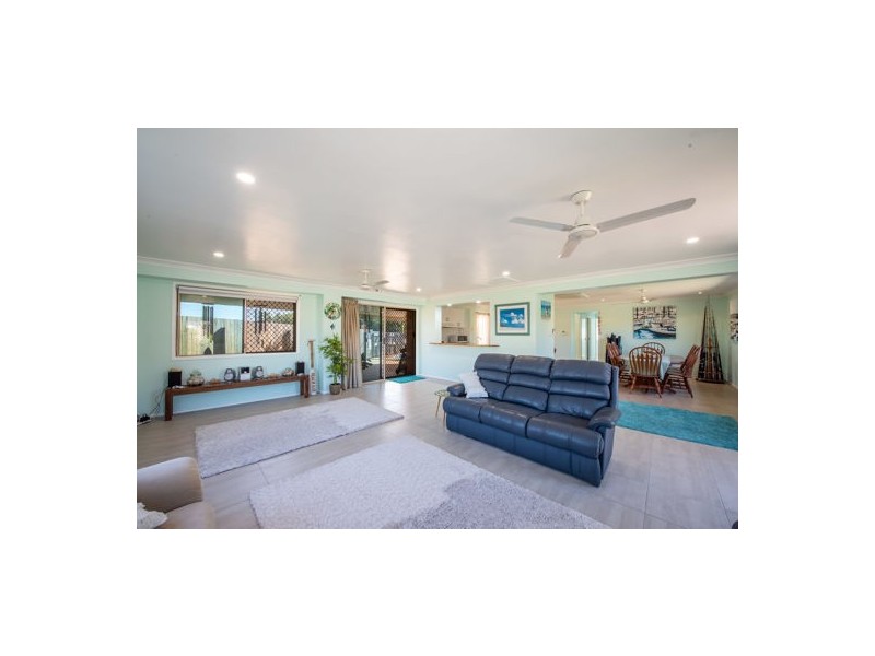 5 Thomas Mitchell Court, Rural View QLD 4740