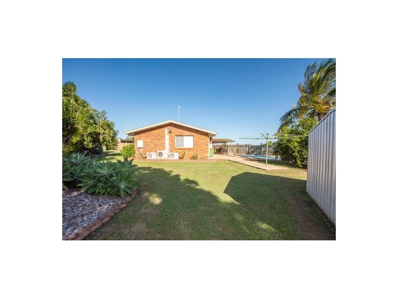 5 Thomas Mitchell Court, Rural View QLD 4740