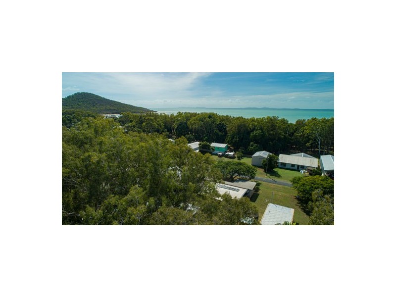 14 Buoro Street, Ball Bay QLD 4741