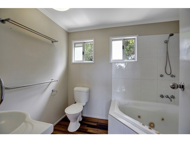 7 Grove Court, Andergrove QLD 4740