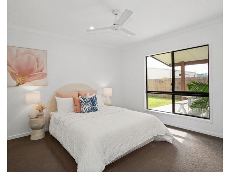 50 Monash Way, Ooralea QLD 4740