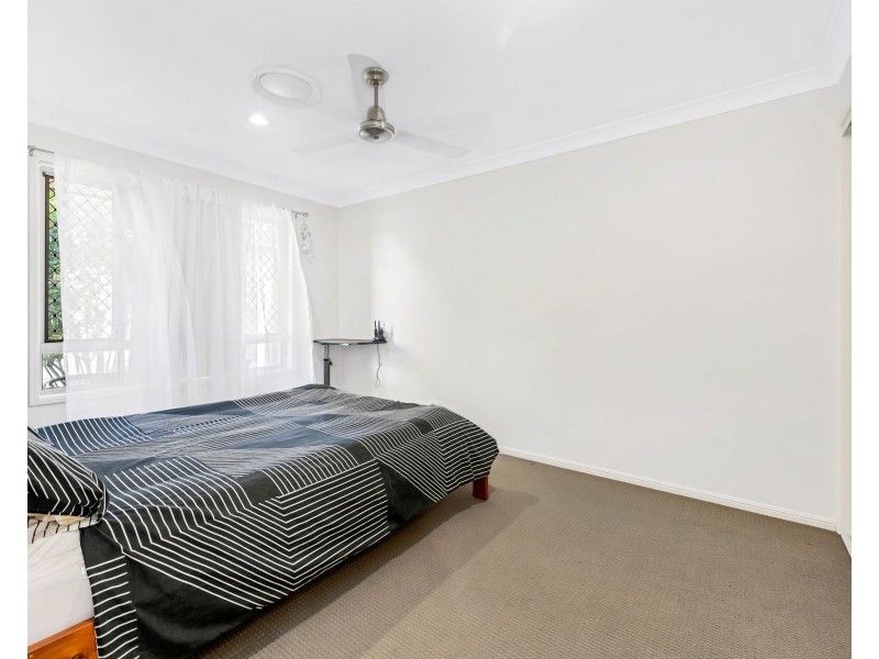 28 Whitehaven Drive, Blacks Beach QLD 4740