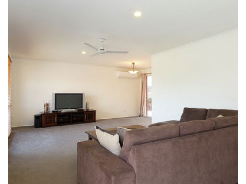 19 Glenella Richmond Road, Glenella QLD 4740