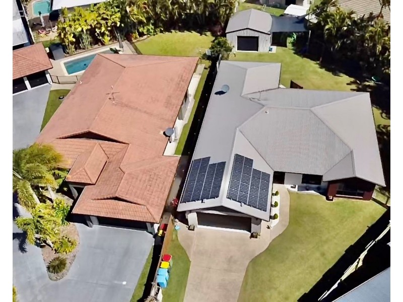 7 Mark Crescent, Glenella QLD 4740