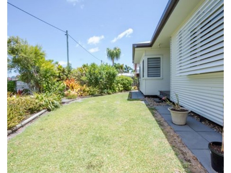 4 Bassett Street, North Mackay QLD 4740