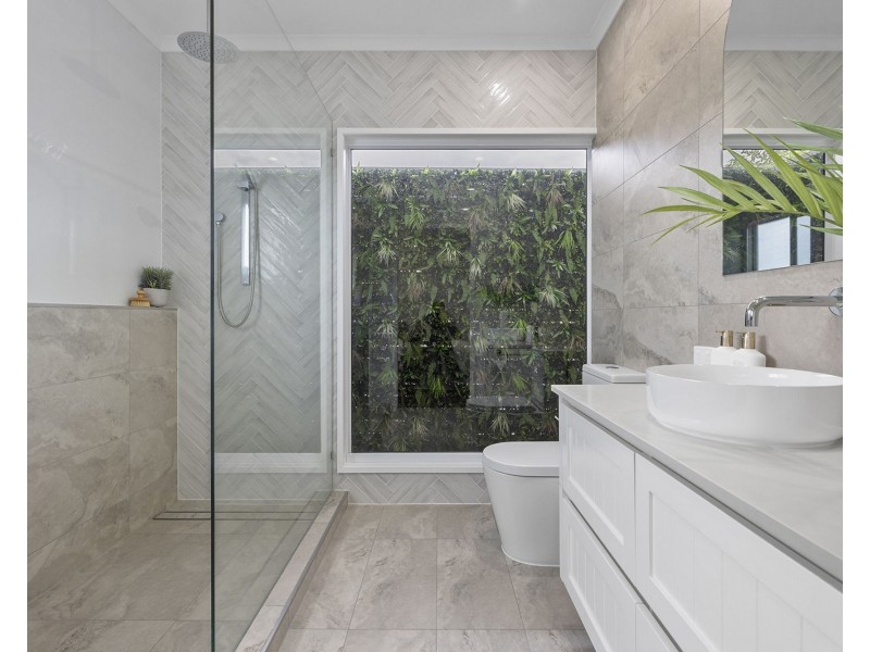 13 Norris Road, Mount Pleasant QLD 4740