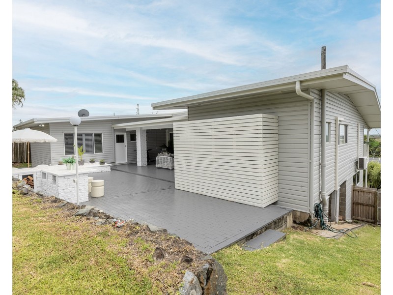 13 Norris Road, Mount Pleasant QLD 4740