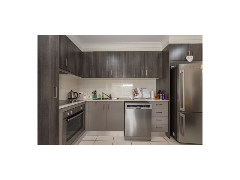 1-2/41 Donovan Street, Blacks Beach QLD 4740