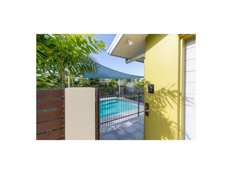 9 Stephanie Court, Glenella QLD 4740