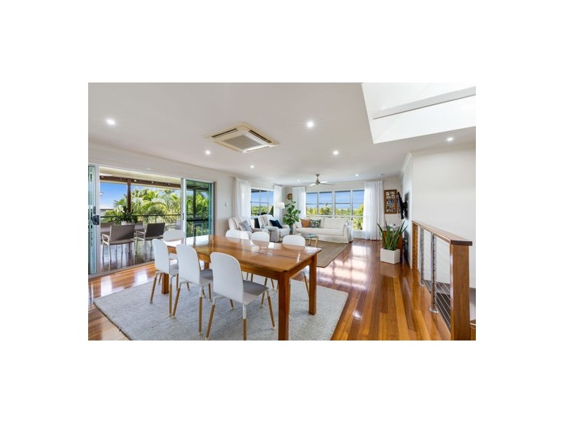 9 Stephanie Court, Glenella QLD 4740