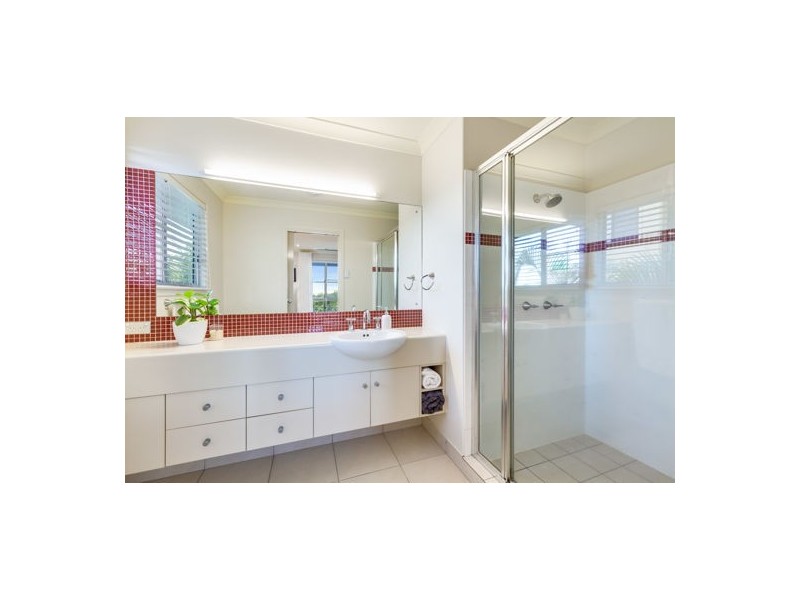 9 Stephanie Court, Glenella QLD 4740