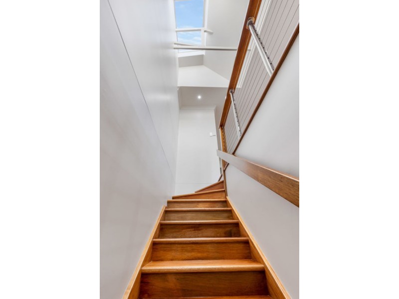 9 Stephanie Court, Glenella QLD 4740