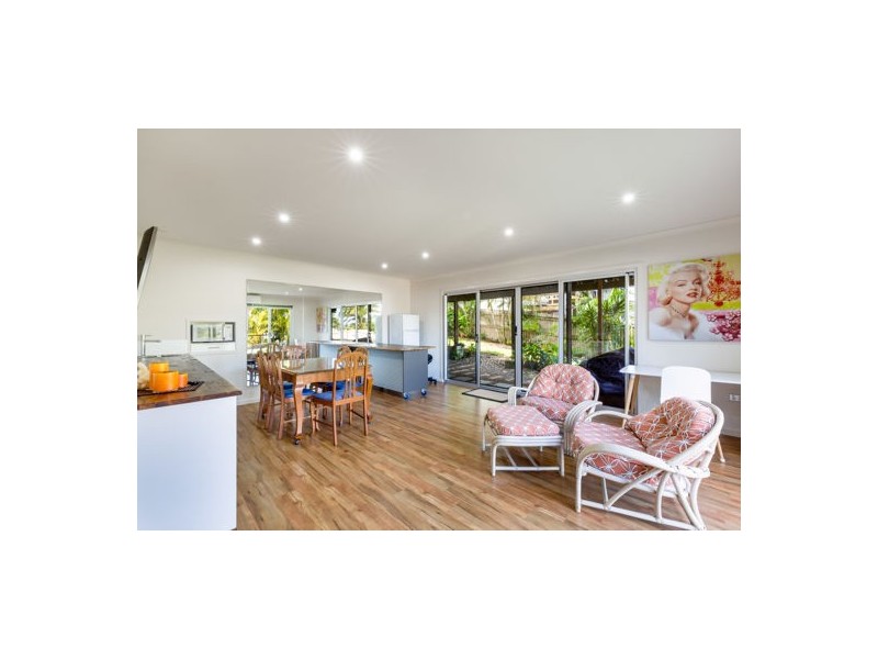 9 Stephanie Court, Glenella QLD 4740