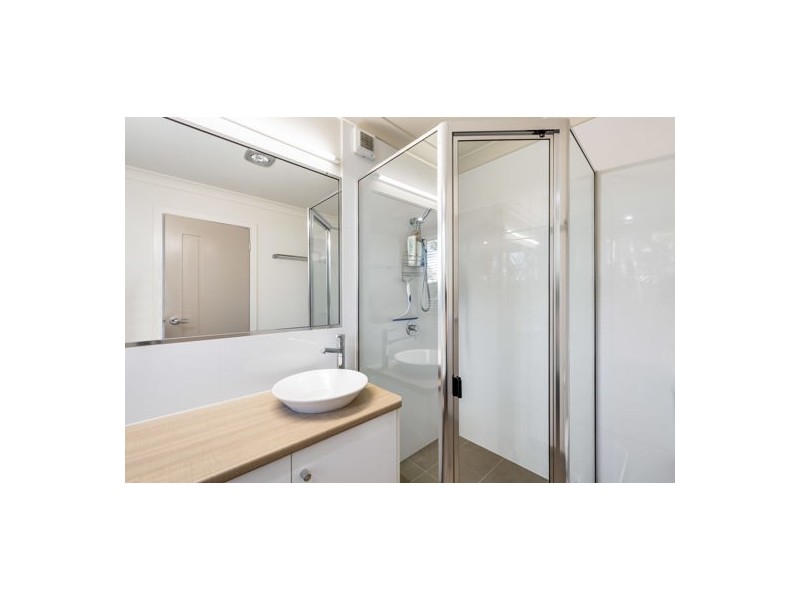 9 Stephanie Court, Glenella QLD 4740