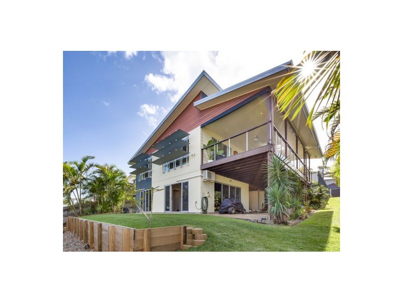 9 Stephanie Court, Glenella QLD 4740